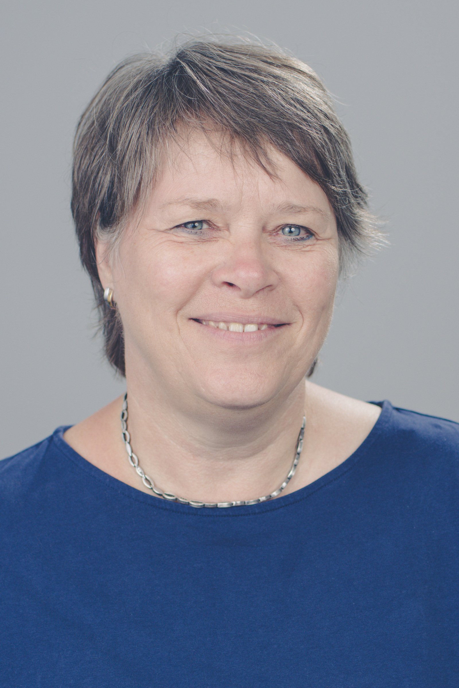 Portrait von Sylvia Pappert, Steuerfachangestellte bei con.tax in Fulda